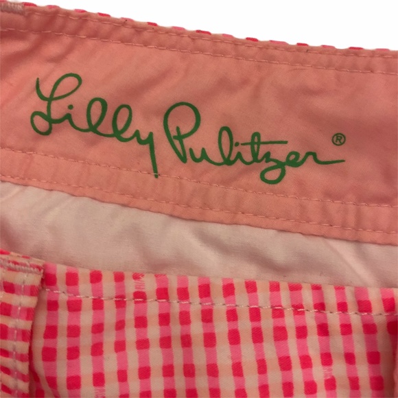 Like New Lilly Pulitzer Buttercup Scalloped Short - Picture 4 of 5